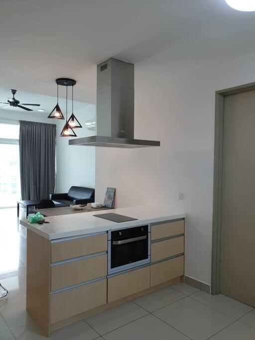 Direct Qbm & Ikea *Highfloor Sunrise Seaview Condo Bayan Lepas Dış mekan fotoğraf